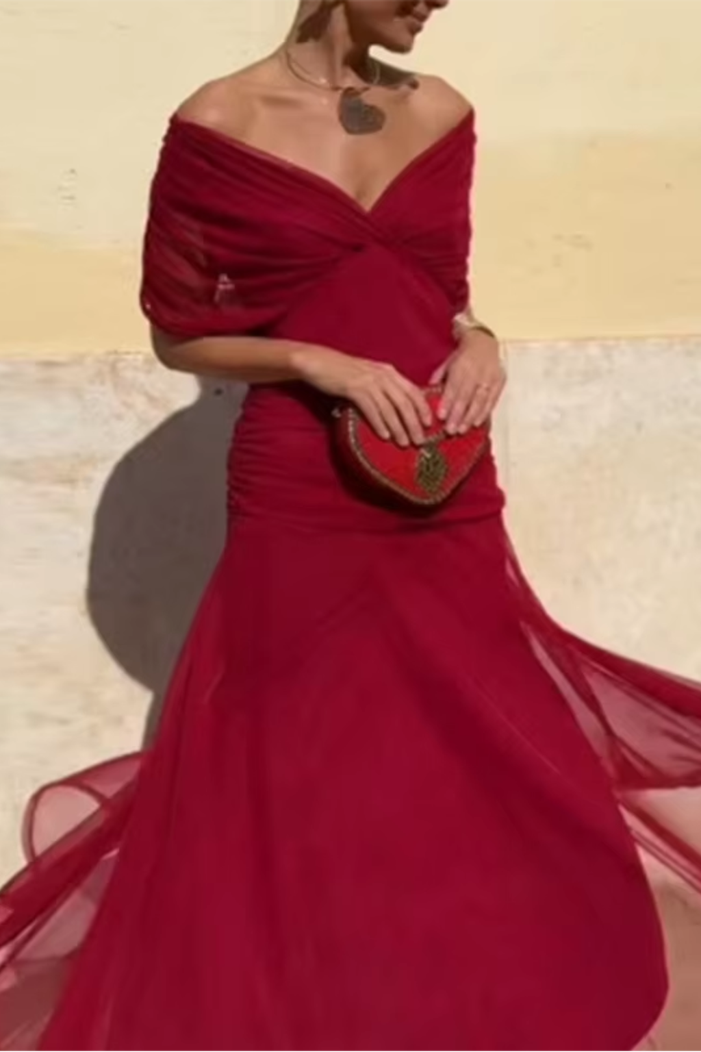 Valentina – elegancka sukienka maxi z dekoltem V