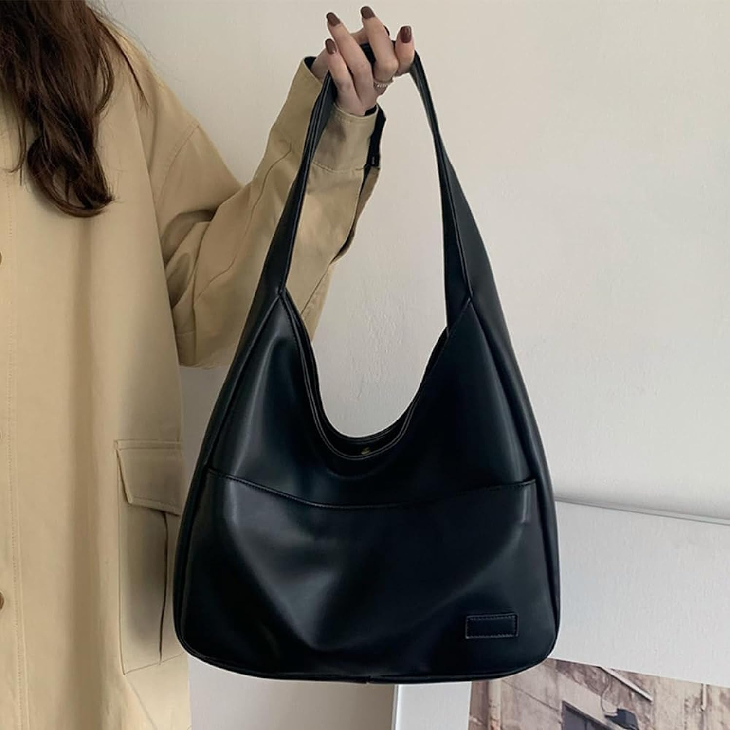 Torba damska – Elegancki, nowoczesny dodatek na co dzień